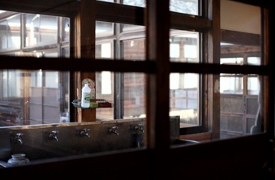 日本废弃校舍变餐厅 10图看时尚就餐空间(图) 