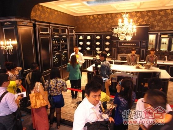 第十八届上海厨卫展网上观展 好兆头厨柜(图) 