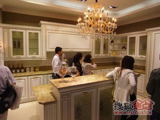 第十八届上海厨卫展网上观展 好来屋厨柜(图) 