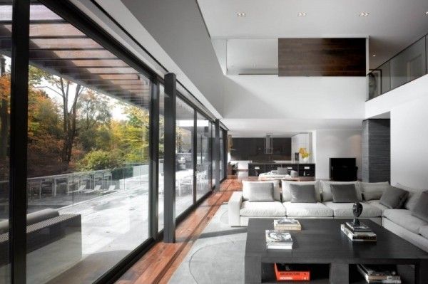 多伦多顶级豪宅设计 线条分明的混凝土别墅 