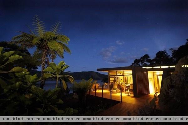 PUROTU Bach 新西兰如家海边度假小屋（图）