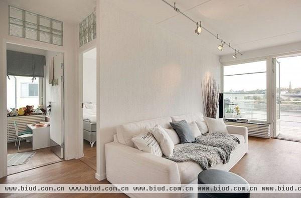 30平宽敞大露台 北欧风格白色清新公寓(组图)
