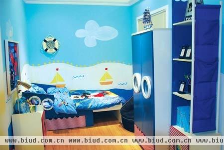 儿童房的油漆和涂料最好选用水性的