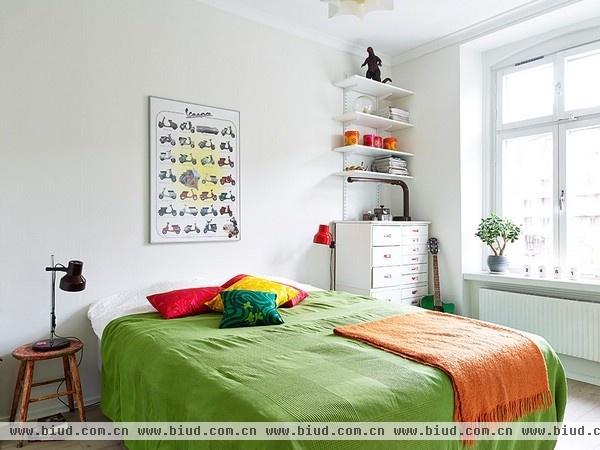 瑞典66平米公寓 饱和色块撞出活泼的居家气氛