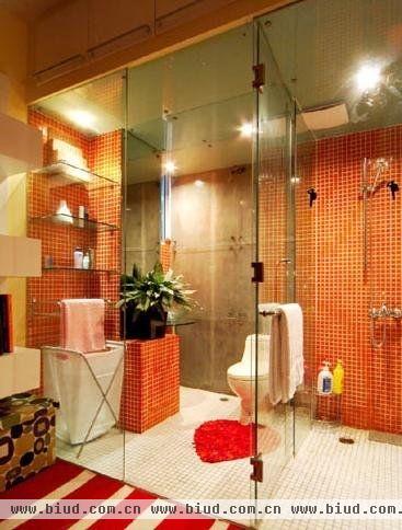 全透明卫浴设计 浪漫双鱼男打造86平两室一厅