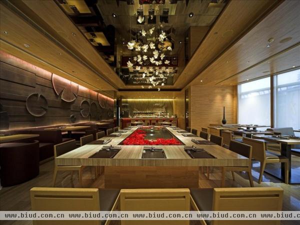 新中式的艺术 香港Lian ifc餐厅豪华设计(图)