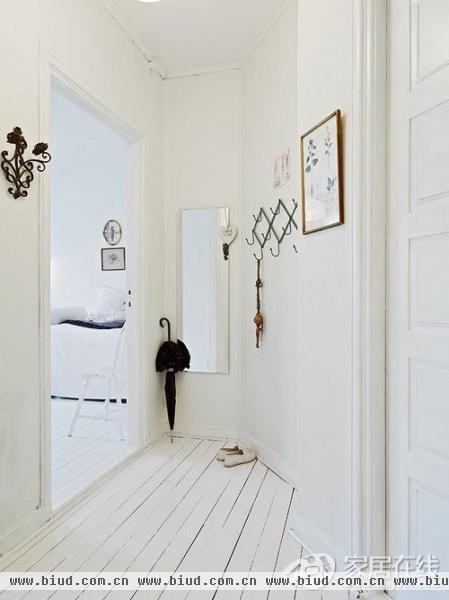 经典白色调家居设计 白地板铺装简洁风
