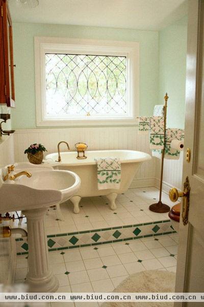 卫浴间瓷砖