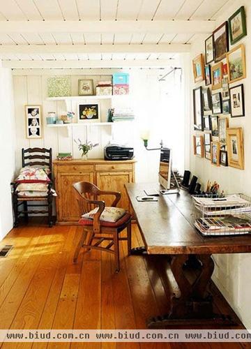 小户型也能有书房 小空间的书桌椅收纳好方法