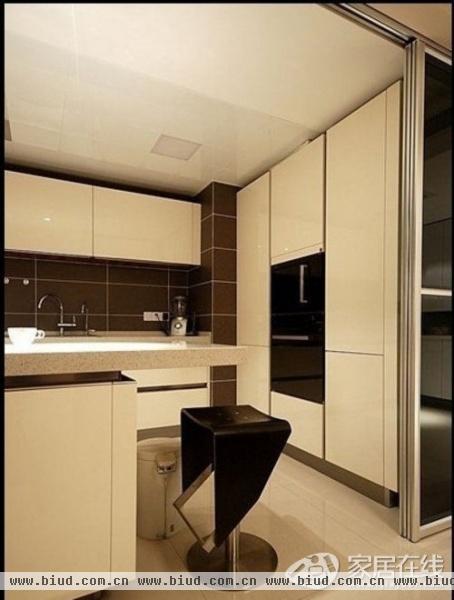 120平三房两厅设计 厨卫设计简约大气