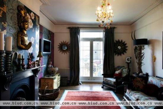 英伦风情的壁纸艺术 伦敦老公寓变身时尚宅窝