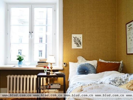 木纹墙纸别样风采 51平北欧风格单身公寓(图)