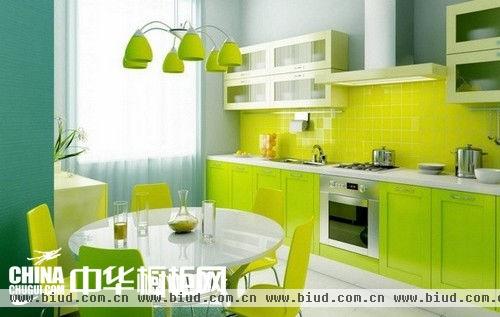 时尚橱柜欣赏 绿色让厨房空间更有气质