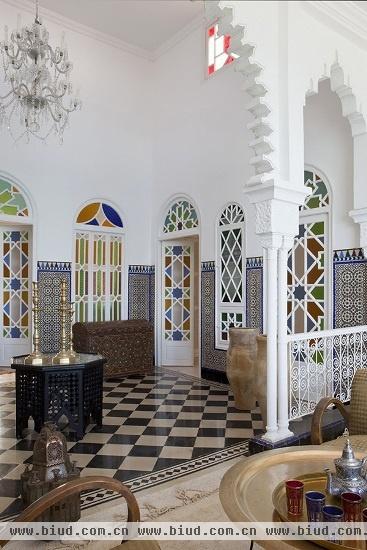 摩洛哥的特色住宅 内部装饰精致如皇宫(组图)