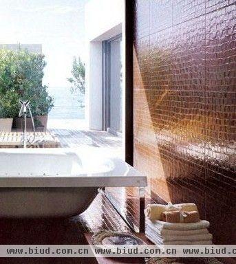 卫浴墙面铺砖 贴出你的个性空间