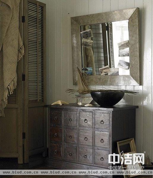 情人老的好 卫浴柜还是实木的妙