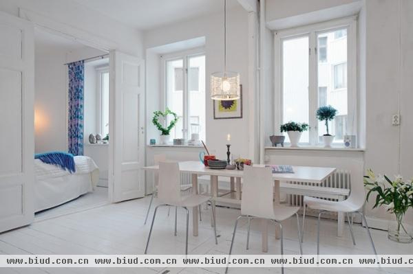 北欧白色主题多彩公寓 纯净地板充满活力(图)