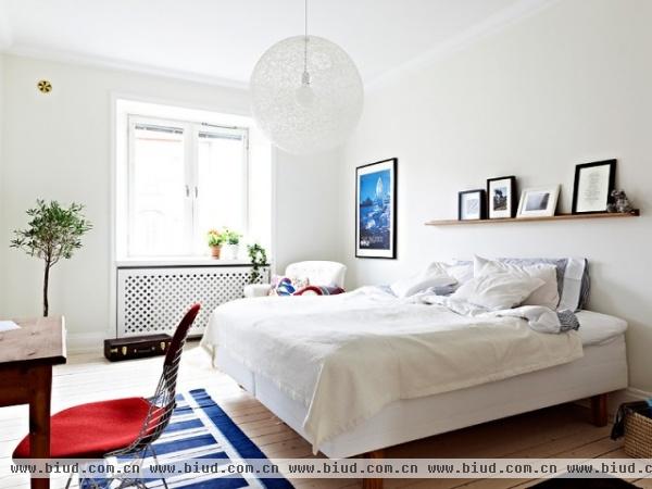 极致整洁北欧公寓 白色地板的纯净气质(组图)