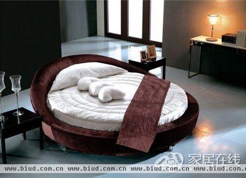 甜蜜的二人世界 15款浪漫圆床卧室设计