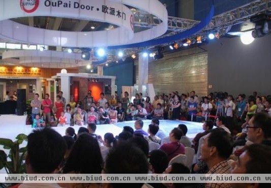 欧派木门“我们·未来”引爆广州建博会