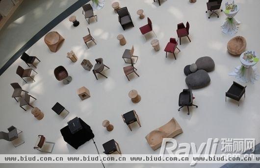 希尔巴赫家居“座的盛宴”现场展示的50款椅凳