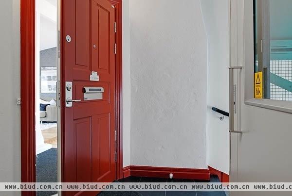 北欧风格的白色公寓 小清新地板明亮舒适(图)