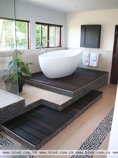 这样的设计利用在浴室中非常好，能很好的将干湿区分开，避免在洗澡时水溅出将其他地方弄湿