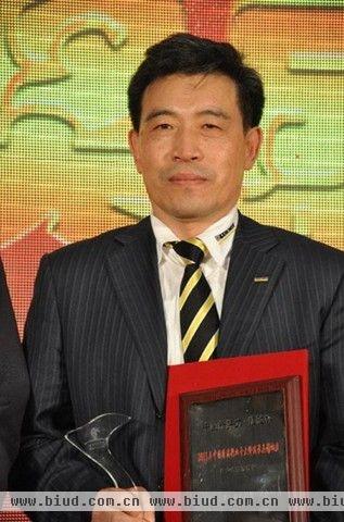 凯驰荣获2011年中国清洁行业特别贡献奖， 最具影响力国外品牌奖