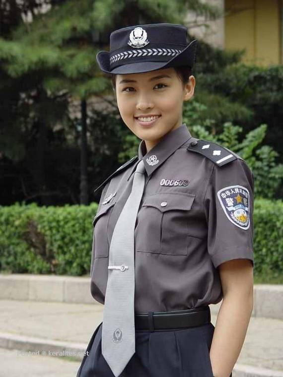 先是中国警察是必然的，从本国做起。