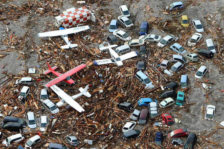 日本地震后的仙台机场