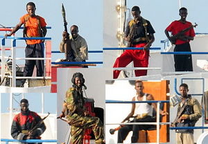 凶残而装备低劣的索马里海盗。