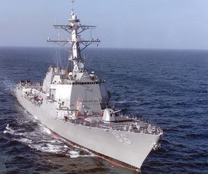 美国“阿利·伯克”级驱逐舰。