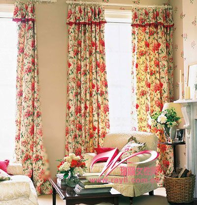 窗帘材质不同清洁和保养也不同