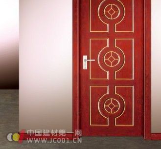 700元以下的木门要慎重选购　烤漆门并无特别之处