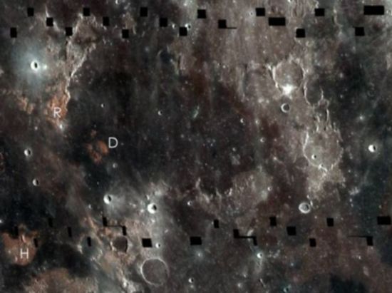 月球图显示富含钛的区域