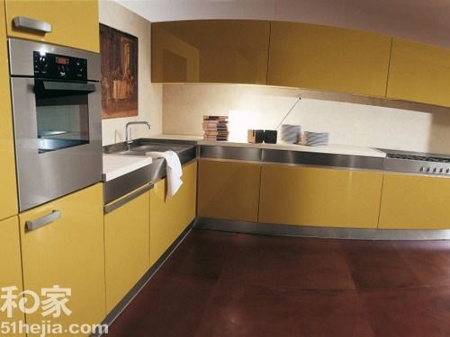 暖意渗透  13个优秀黄色厨房样板间案例